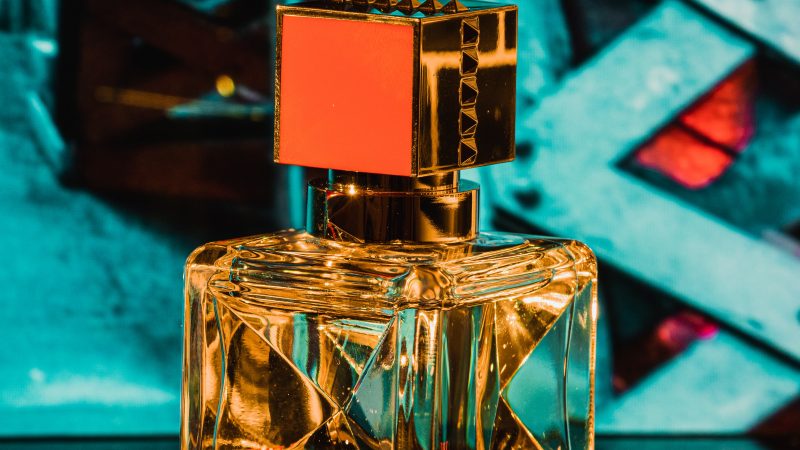 Tom Ford damskie perfumy - ponadczasowa elegancja w flakonie.