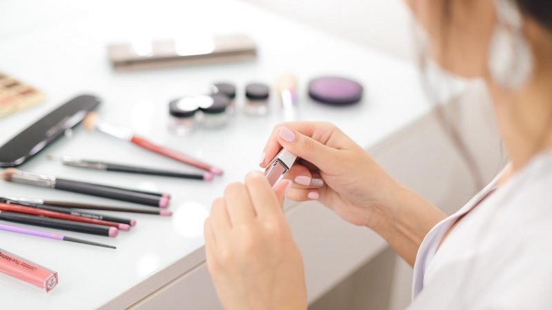 Kosmetyki do pielęgnacji cery, włosów oraz do makijażu